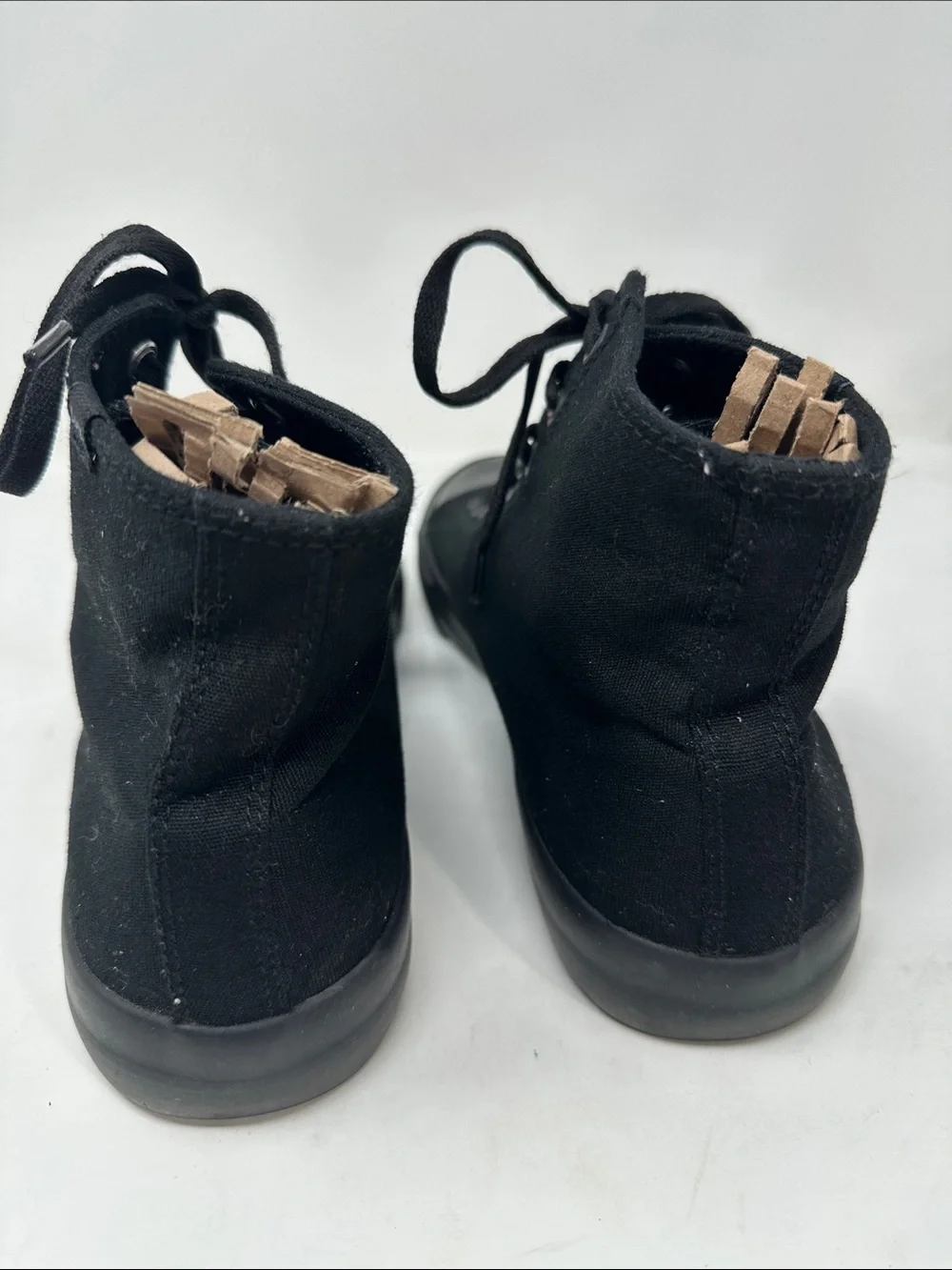 Lugz hi tops Size 8